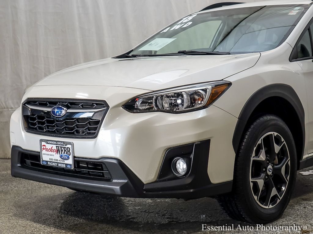 Used 2018 Crystal White Pearl Subaru 2.0i Premium image 3