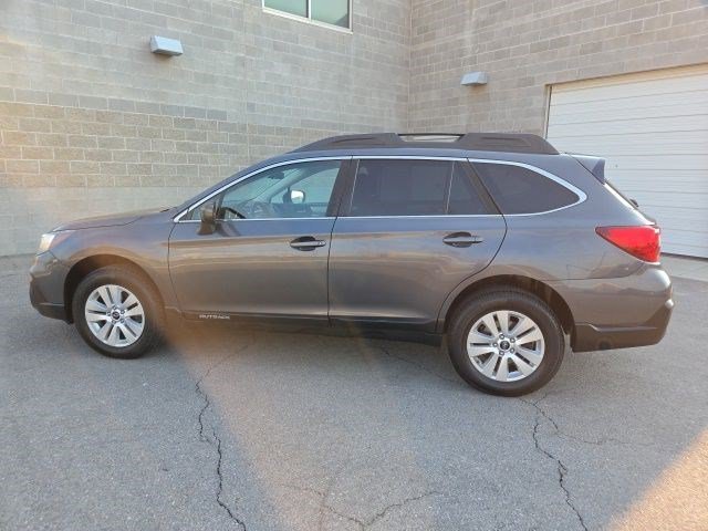 Used 2018 Magnetite Gray Metallic Subaru Premium image 7