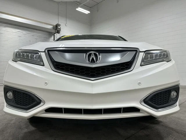 Used 2018 White Diamond Pearl Acura Advance Package image 10
