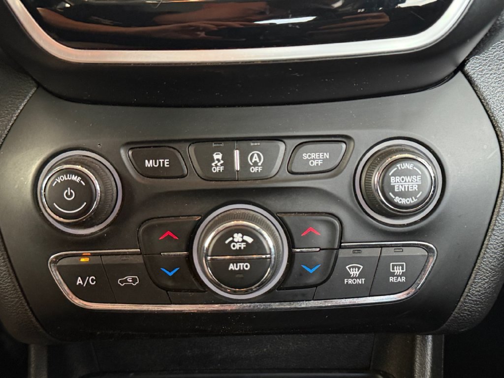 Used 2021 Blue Jeep Limited image 24