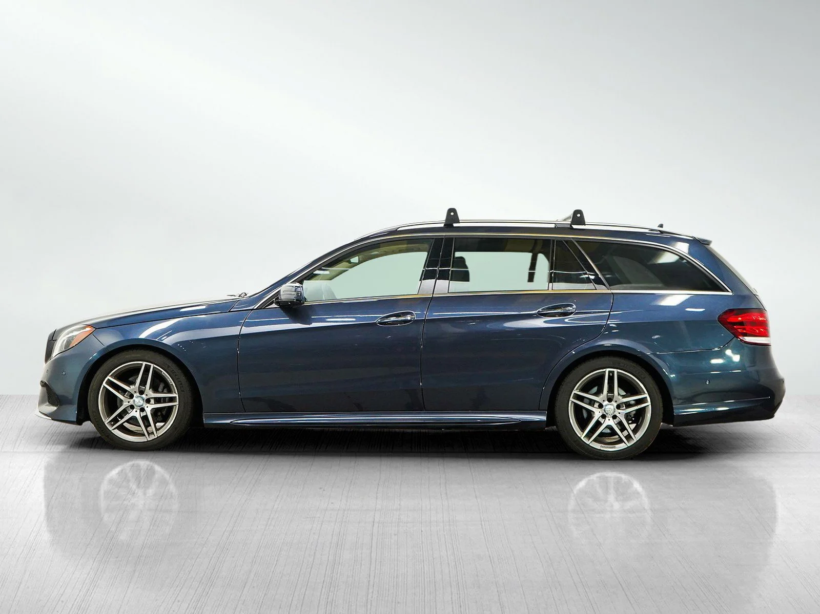 Used 2016 Mercedes-Benz E-Class E350 with VIN WDDHH8JB8GB300139 for sale in Wayzata, Minnesota