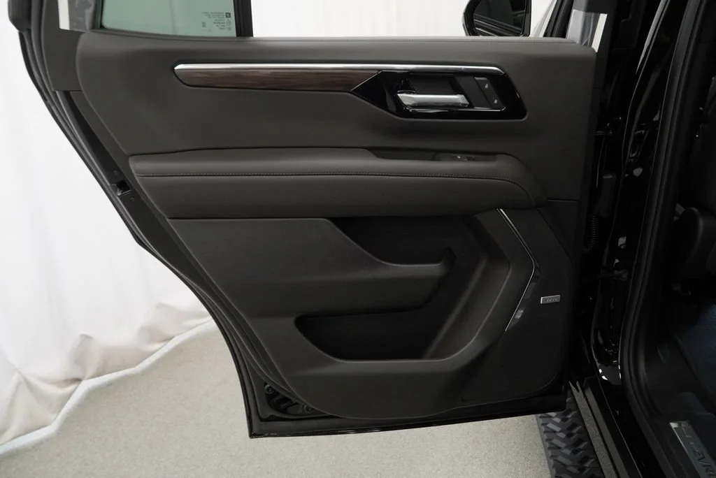 New 2026 Black Chevrolet Z71 image 26
