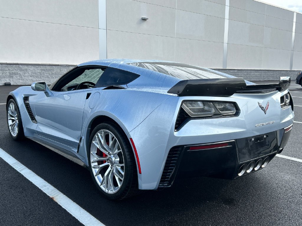 Used 2017 Blue Chevrolet Z06 image 5