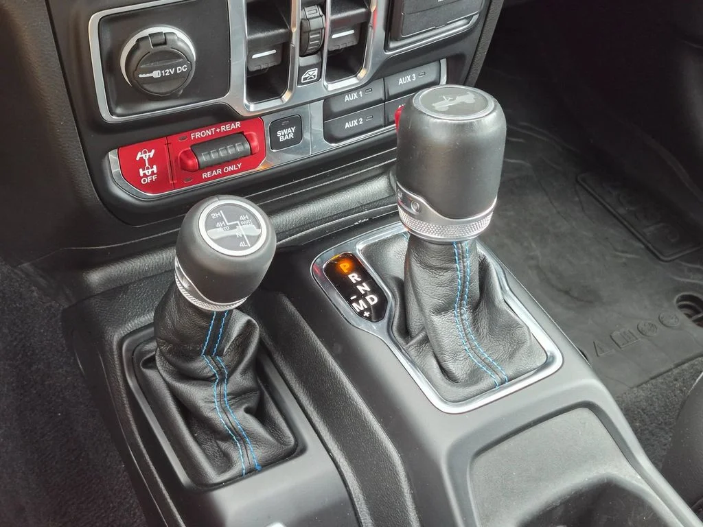 Used 2023 Green Jeep Rubicon 4xe image 14
