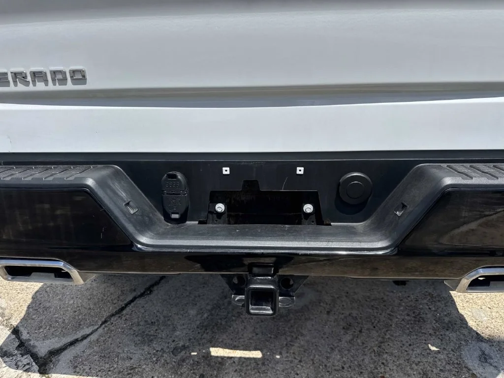 Used 2025 White Chevrolet Custom Trail Boss image 47