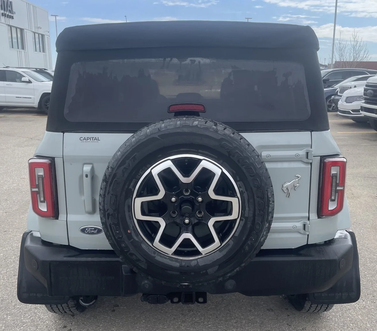 Used 2022 Cactus Gray Ford OUTER BANKS image 4