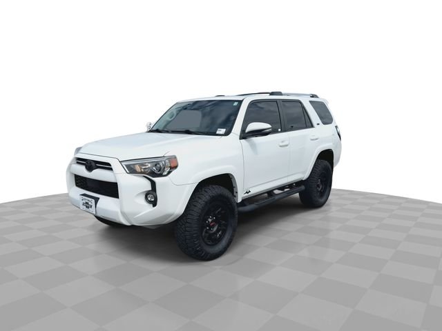 Used 2022 White Toyota SR5 Premium image 4