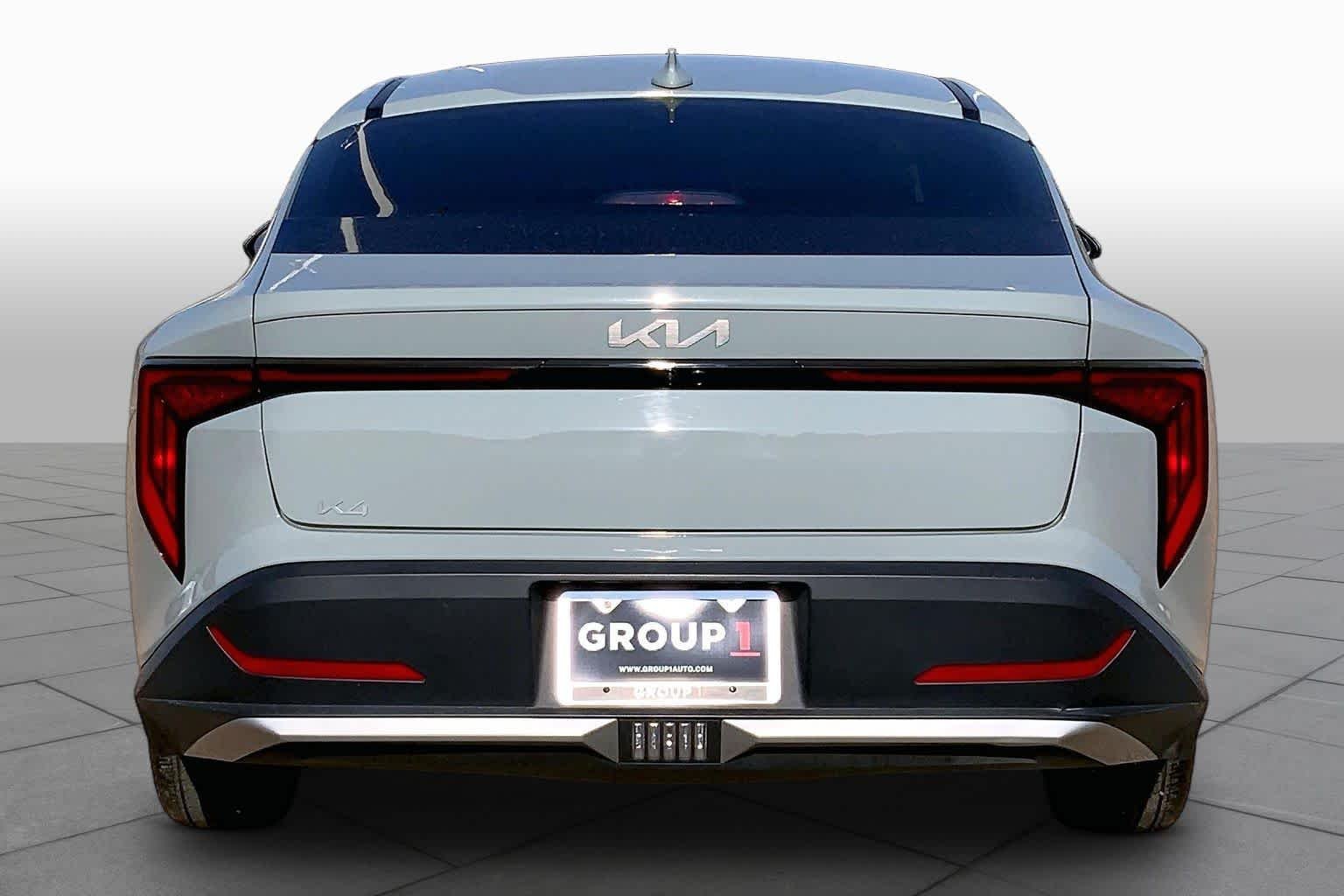 Used 2025 Morning Haze Kia LXS image 5