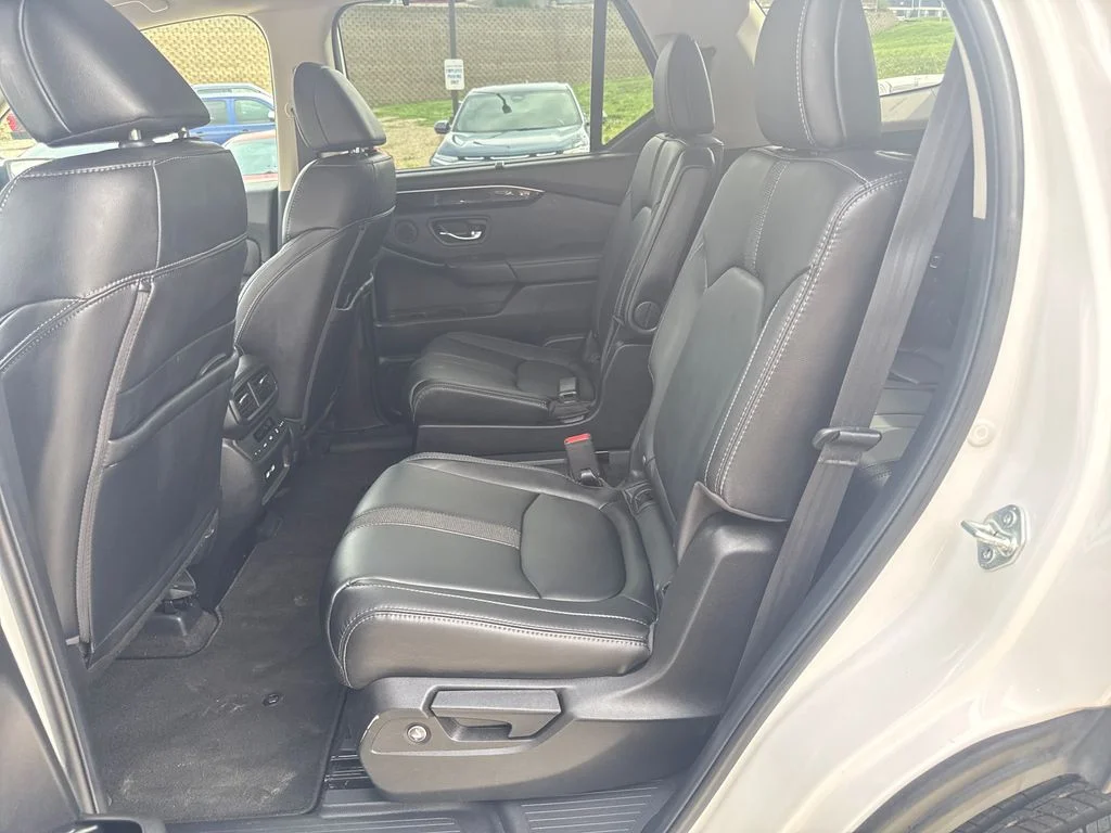 2023 Honda Pilot EX-L - Photo 25