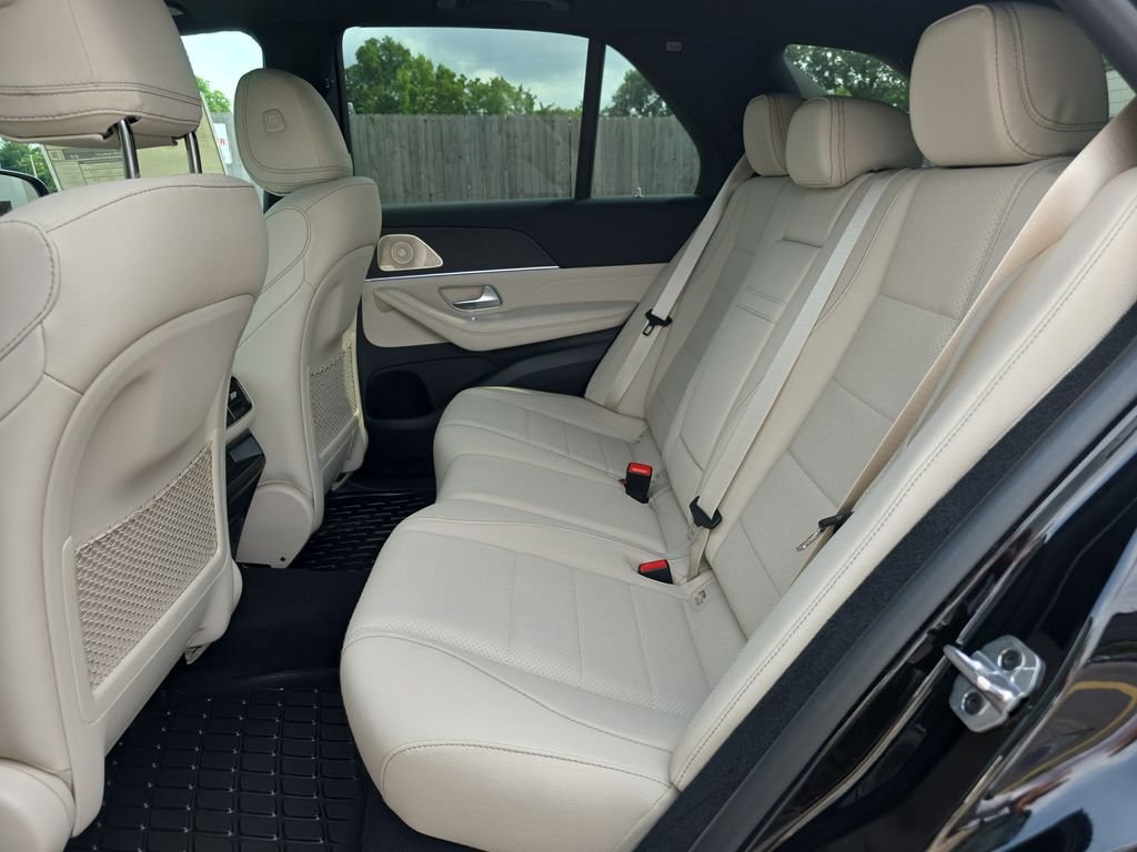 New 2026 Black Mercedes-Benz GLE 450 image 12