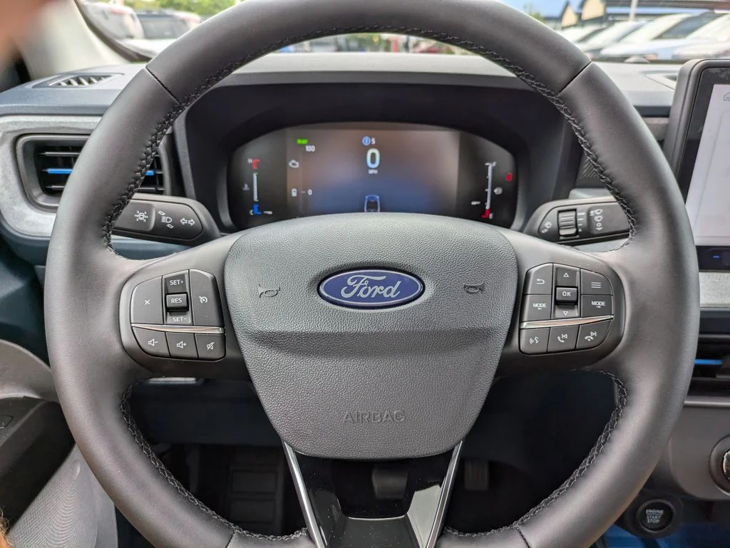 New 2026 Carbonized Gray Metallic Ford XLT image 26