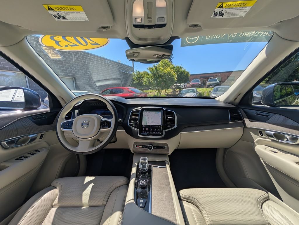 Certified Used 2023 Blue Volvo Ultimate image 13