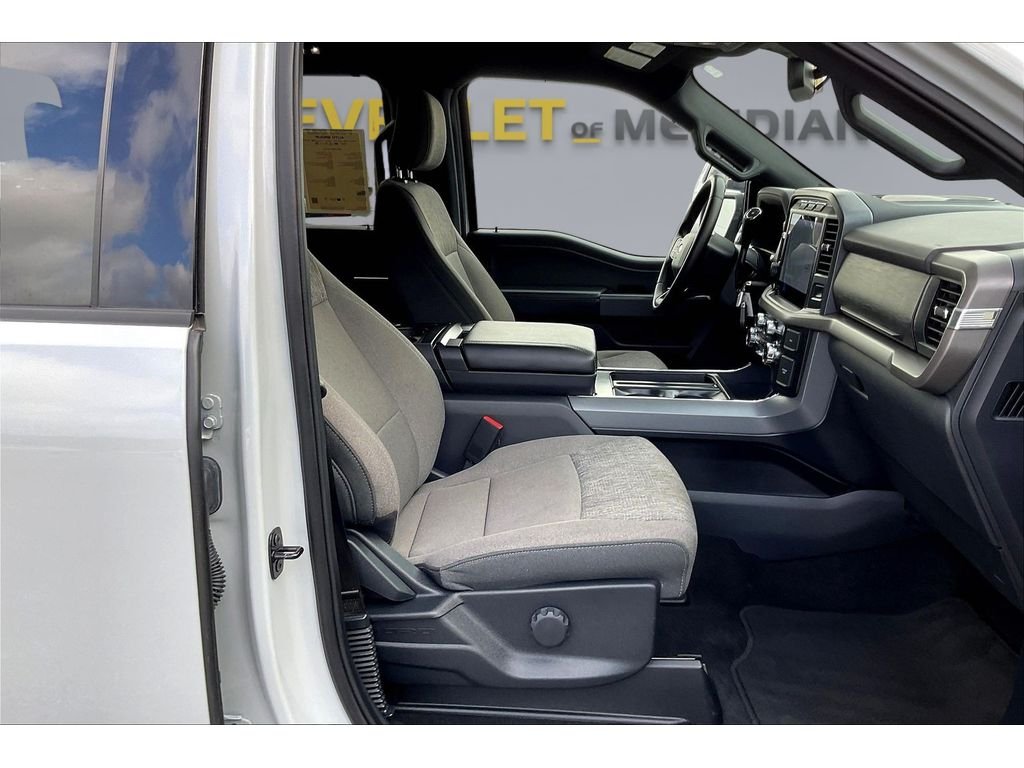 2024 Ford F-150 XLT - Photo 6