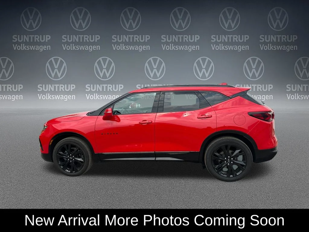 Used 2020 Red Chevrolet RS image 3