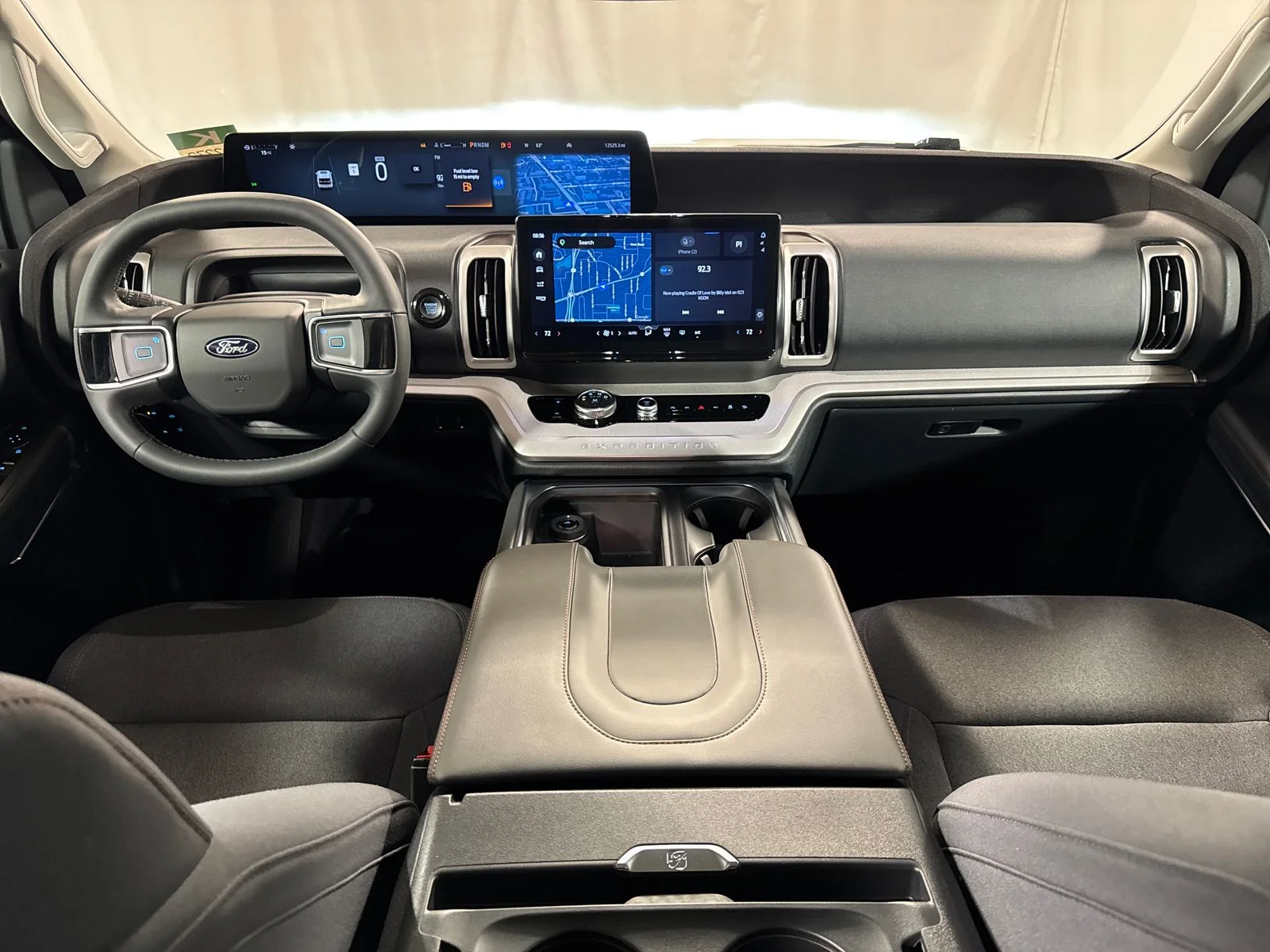 Used 2025 White Metallic Ford Active image 4