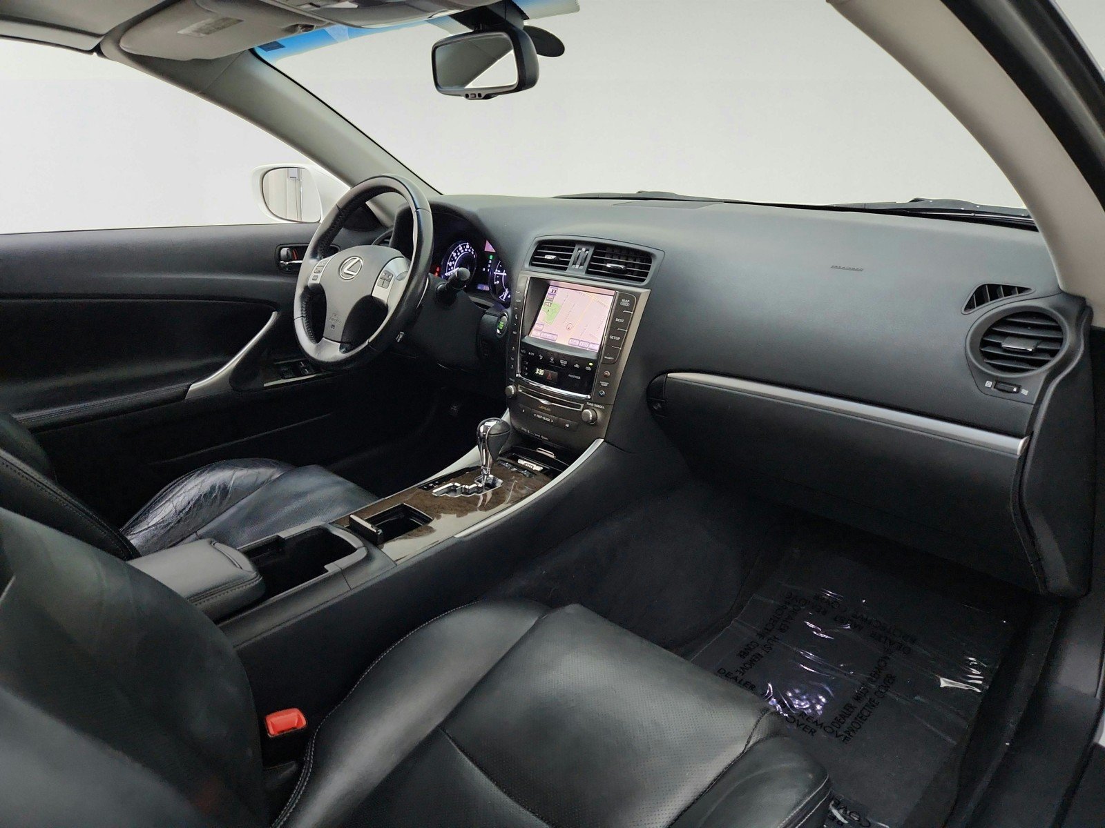 Used 2013 Starfire Pearl Lexus 2-DR. HARDTOP CONV image 25