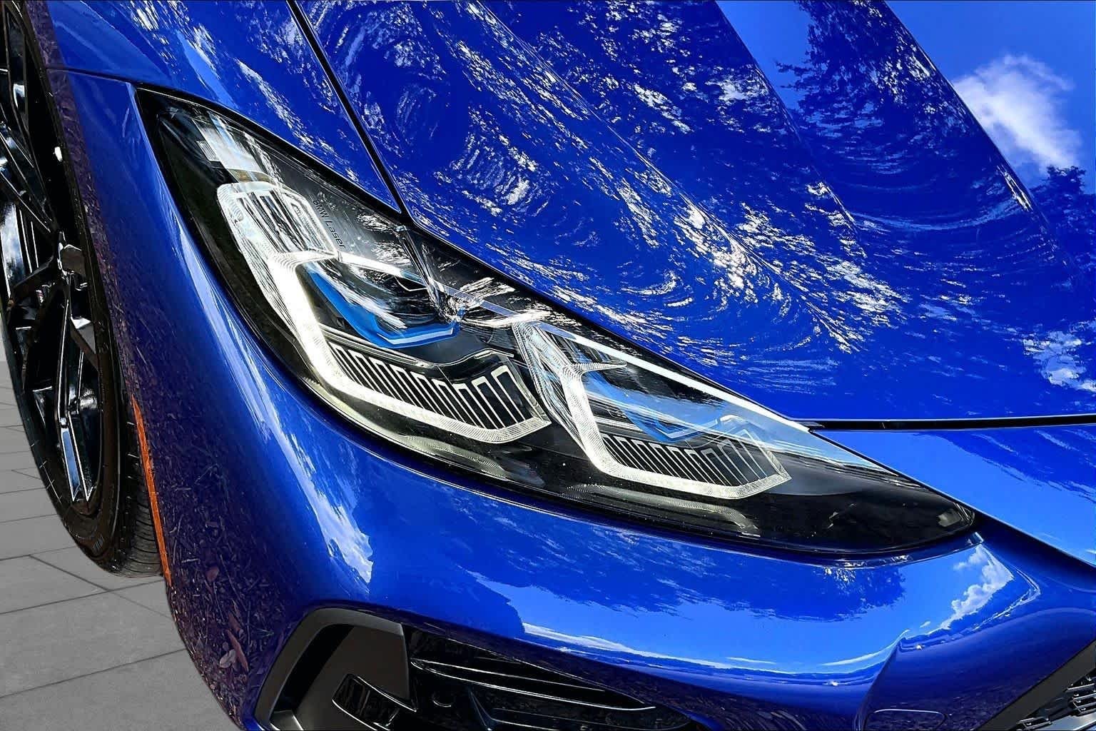 Used 2021 Portimao Blue Metallic BMW M440i xDrive image 28