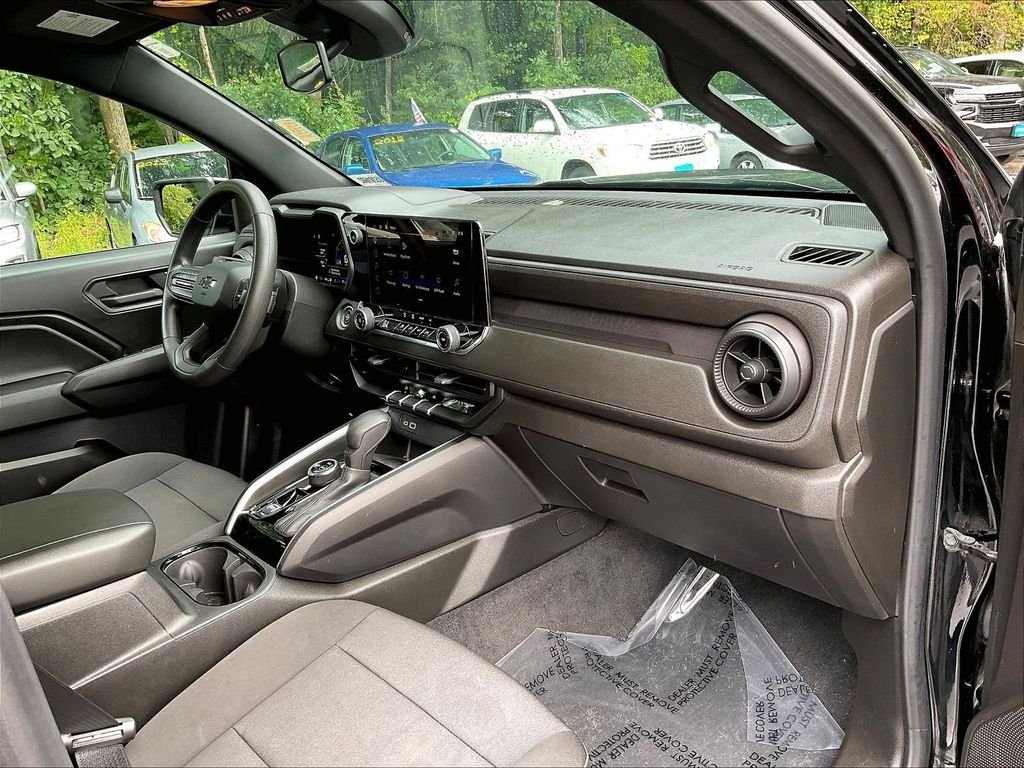 Used 2024 Black Chevrolet Trail Boss image 14