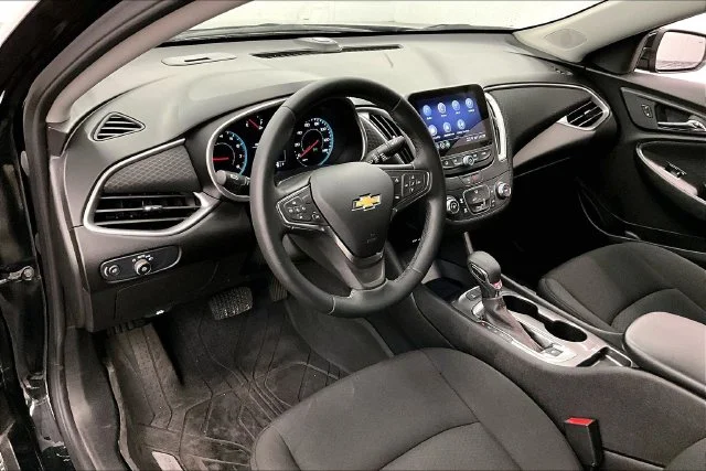 Used 2024 Mosaic Black Metallic Chevrolet RS image 15