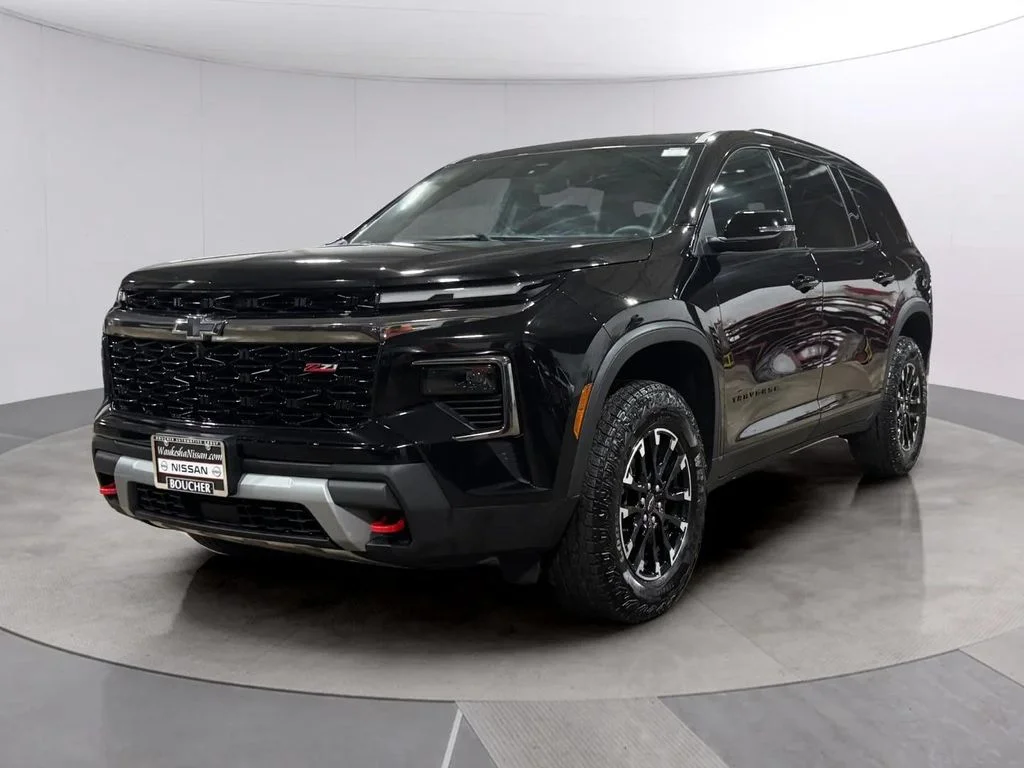 Used 2024 Mosaic Black Metallic Chevrolet Z71 image 7