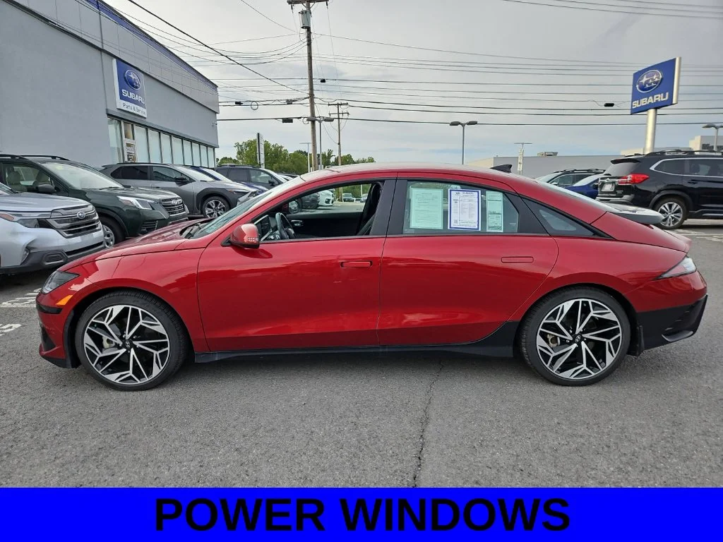 Used 2023 Red Hyundai SEL image 15