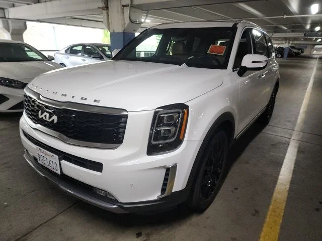 Certified Used 2022 White Kia SX image 5