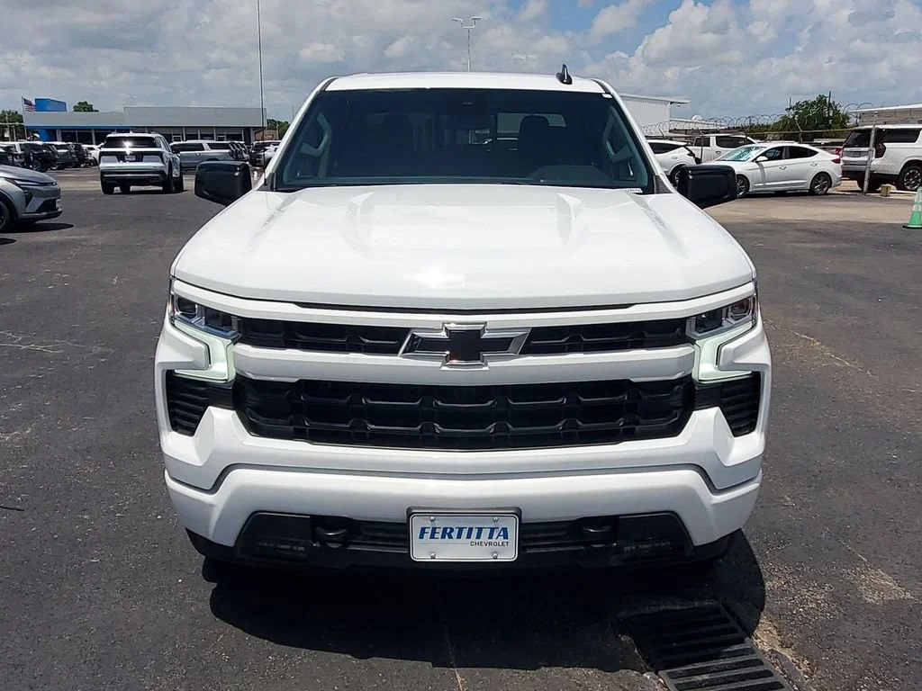 New 2026 Summit White Chevrolet RST image 36