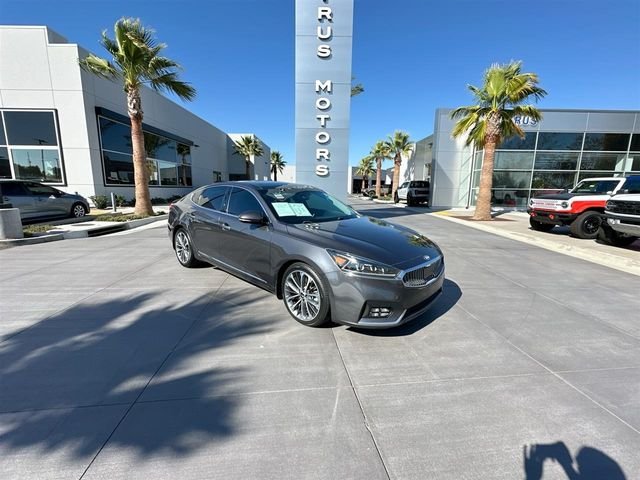 2017 Kia Cadenza Technology