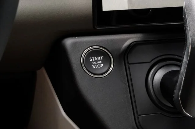 New 2026 Fuji White Land Rover S image 28