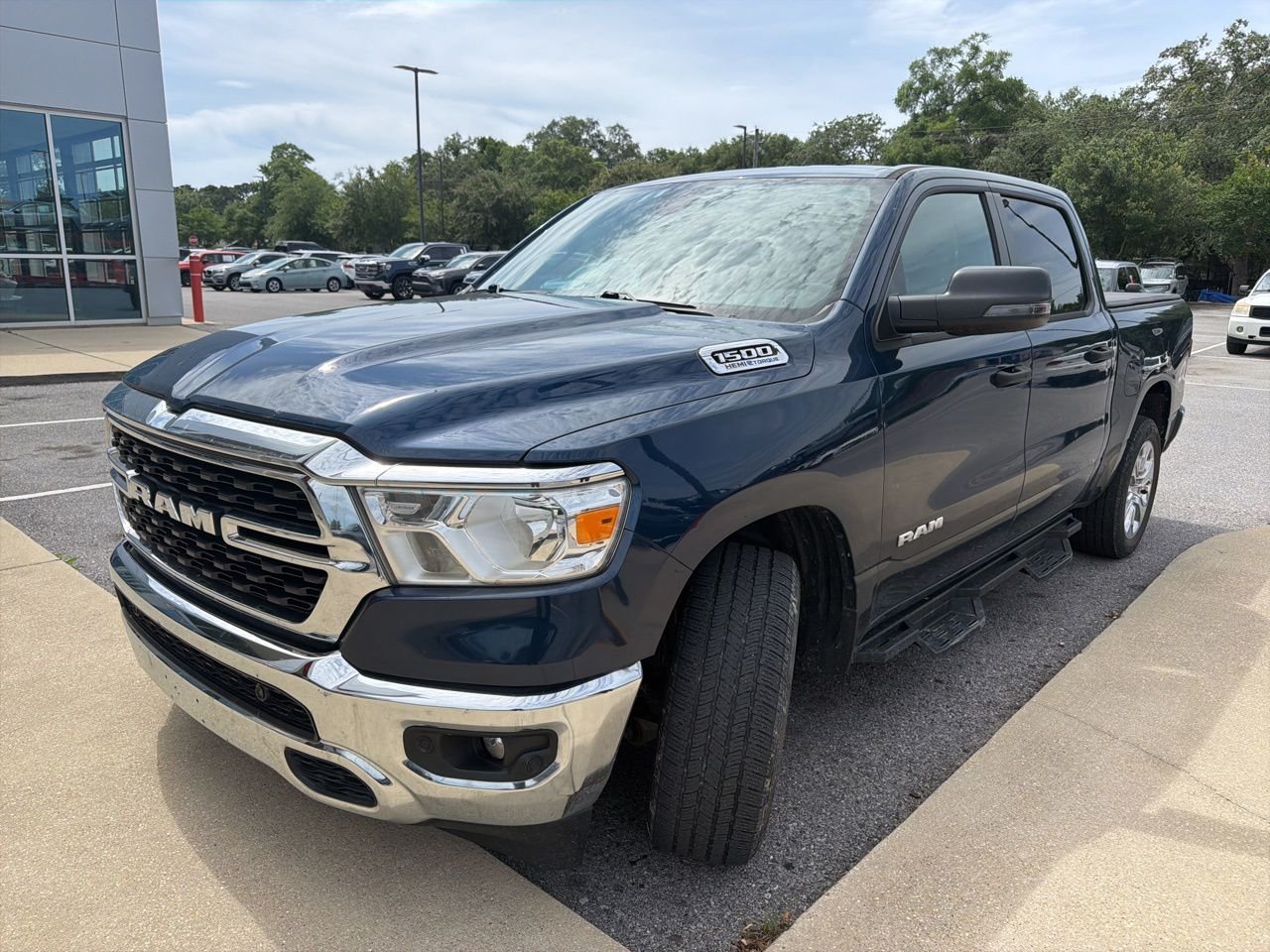 2023 RAM 1500 Big Horn/Lone Star Crew Cab 5'7's photo
