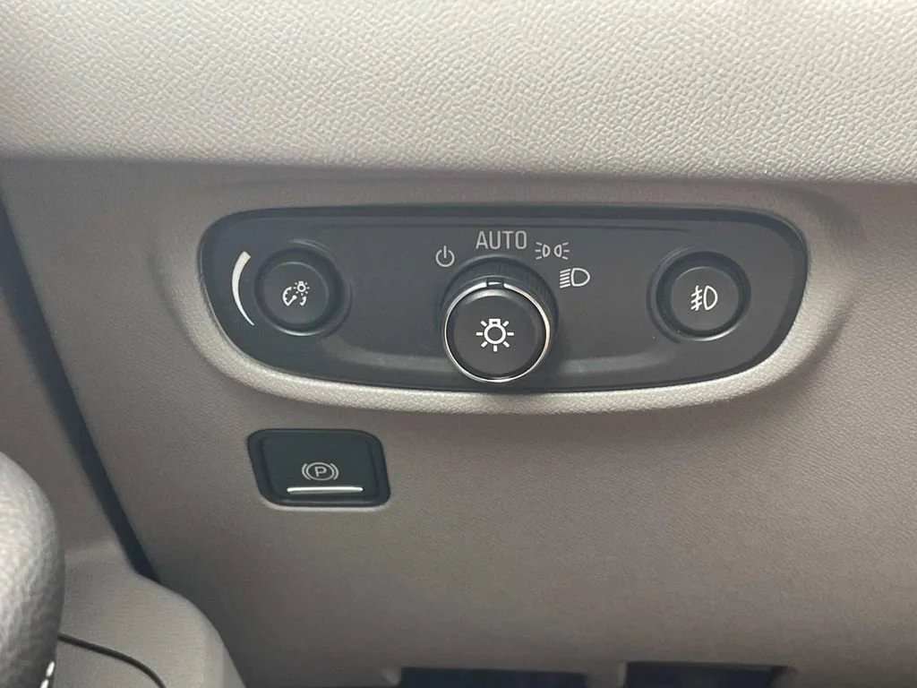 2024 GMC Terrain SLT - Photo 27