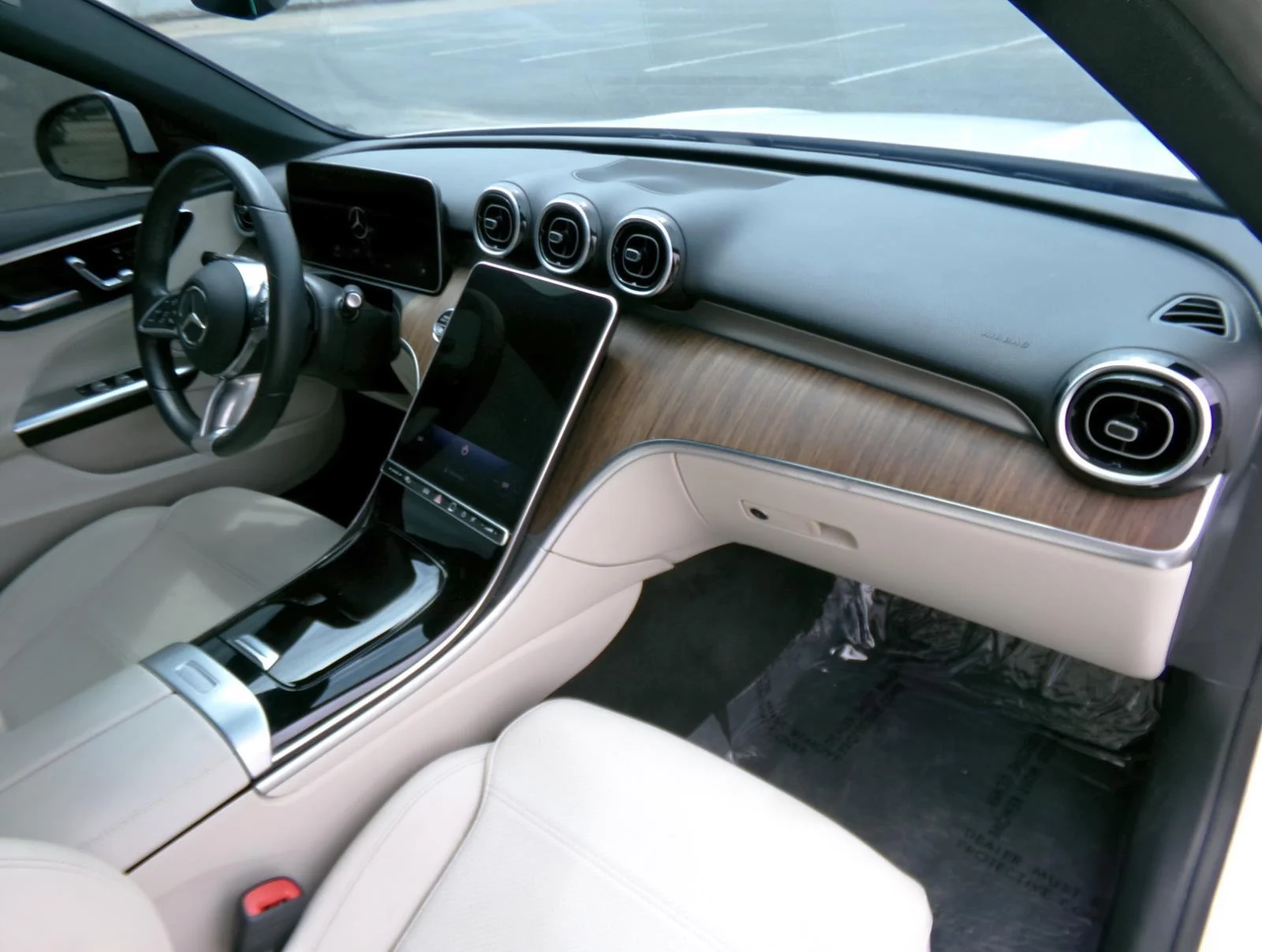 2024 Mercedes-Benz C-Class Sedan C 300 - Photo 17