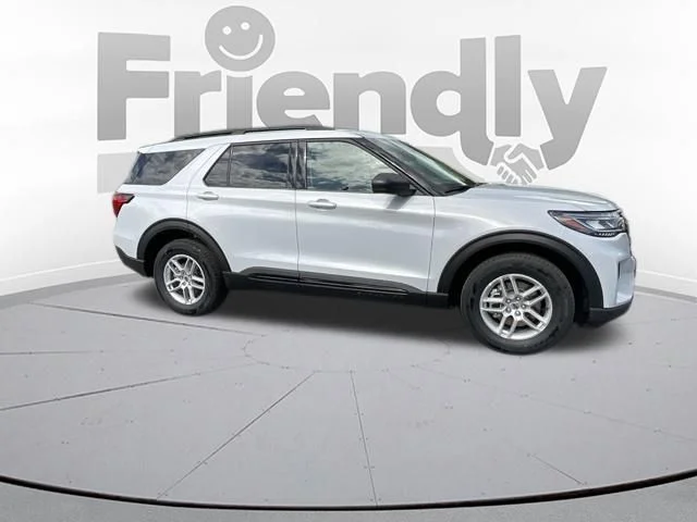 New 2026 Space White Metallic Ford Active image 15