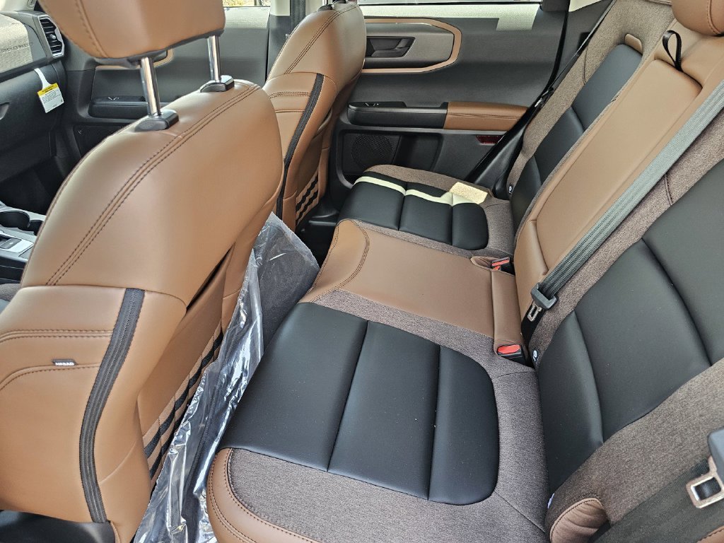 New 2026 Space White Metallic Ford Outer Banks® image 20