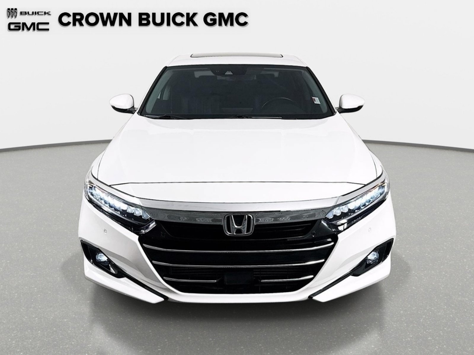 Used 2022 Platinum White Pearl Honda Touring 2.0T image 2