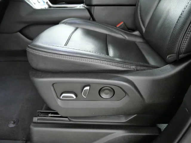 Certified Used 2023 White GMC Denali image 17
