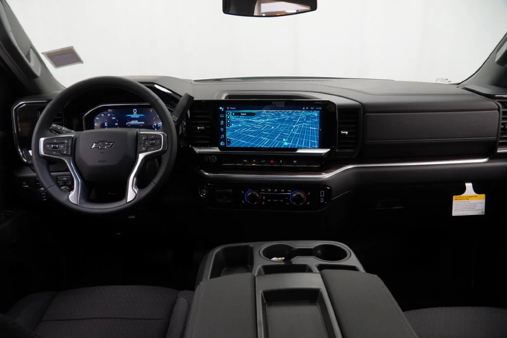 New 2026 Summit White Chevrolet RST image 3