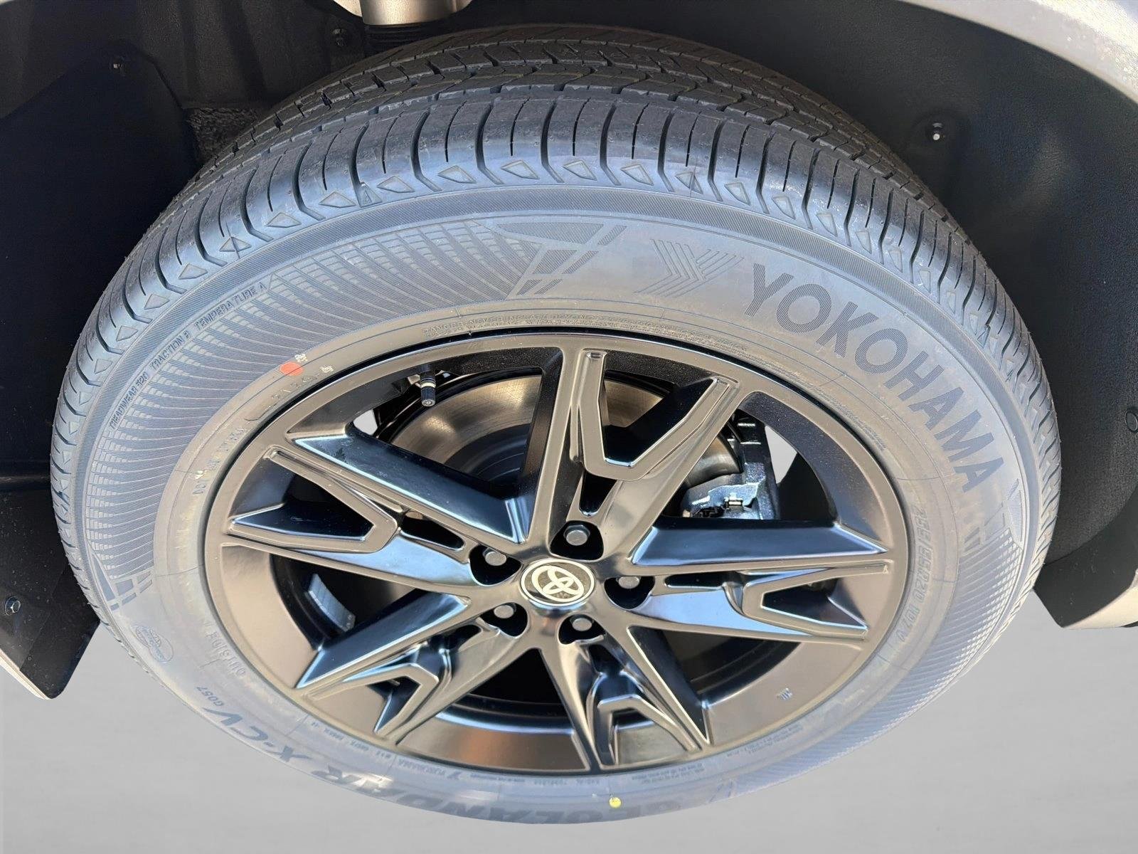New 2026 Wind Chill Pearl Toyota Hybrid Limited image 17