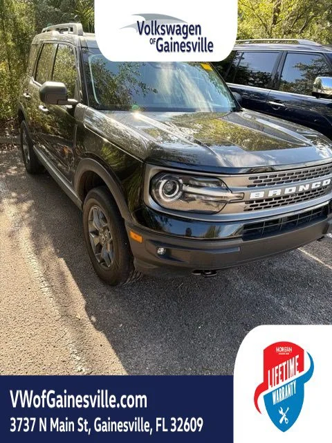 Used 2022 Shadow Black Ford Badlands image 3