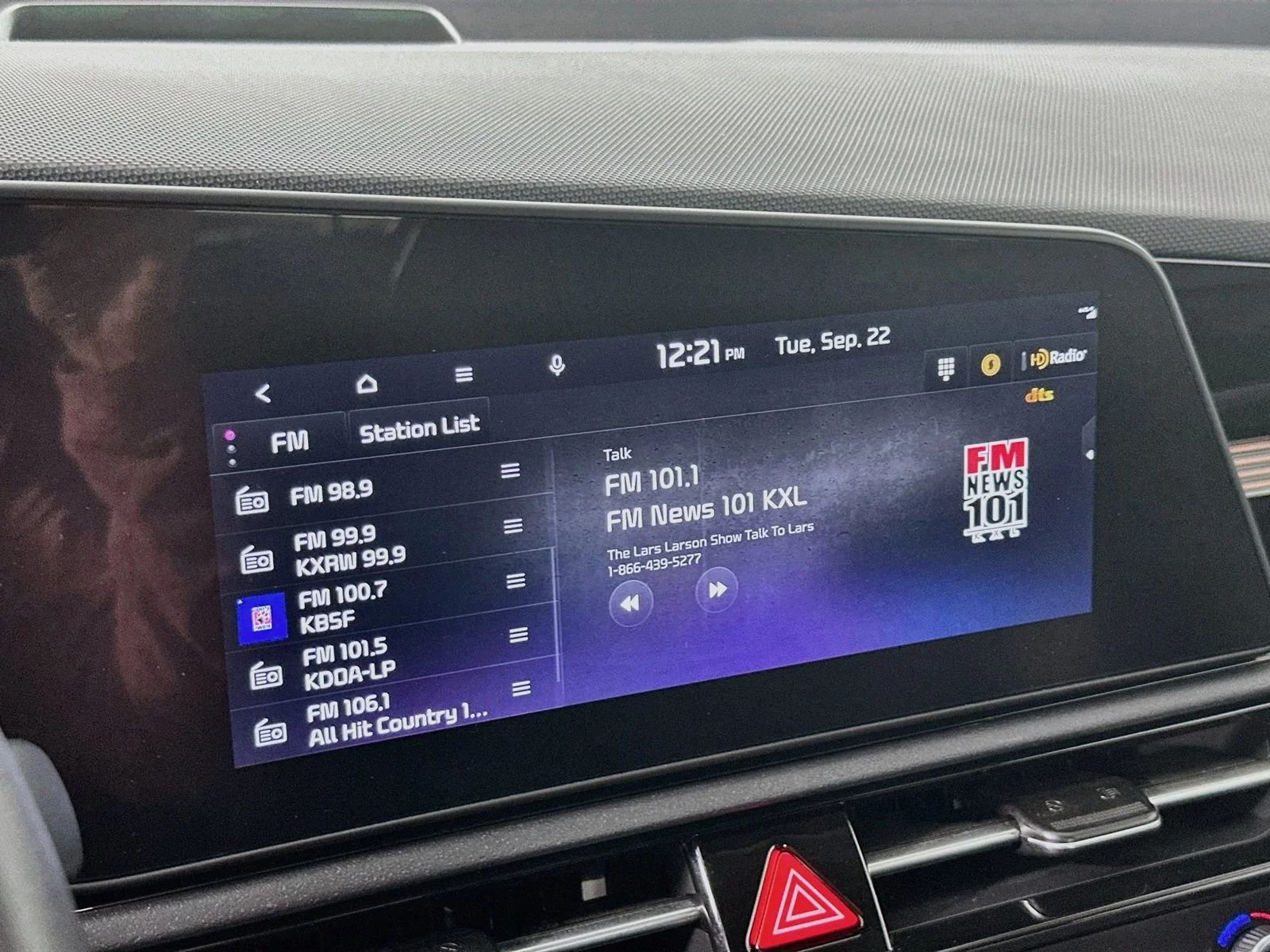 Used 2025 Aurora Black Pearl Kia EX image 16