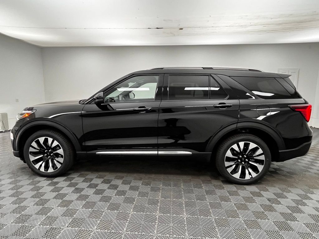 New 2026 Black Ford Platinum image 15