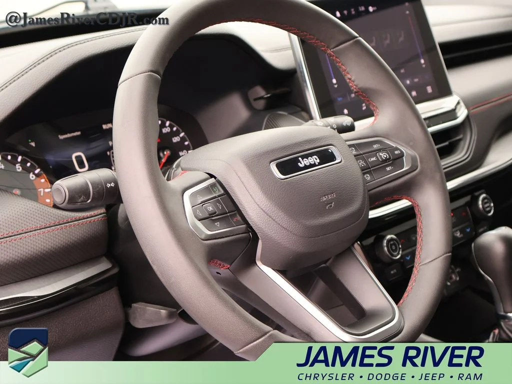 2025 Jeep Compass Trailhawk - Photo 25