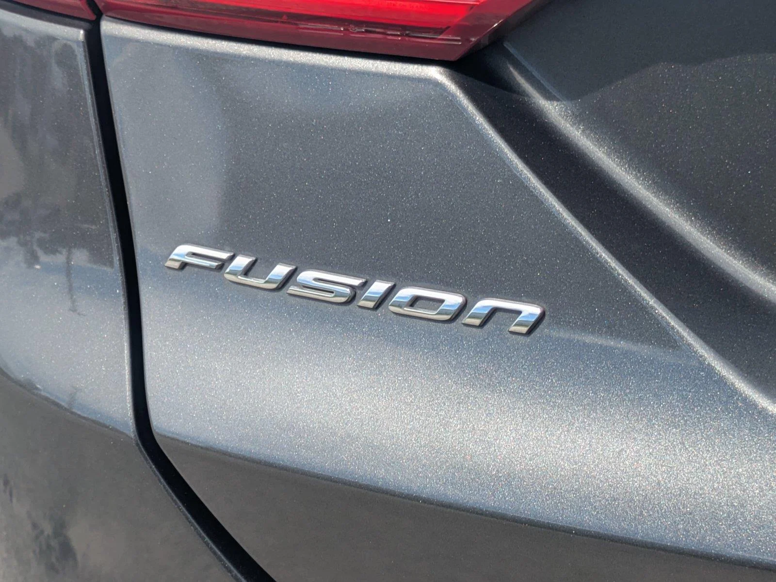 Used 2018 Gray Ford S image 12