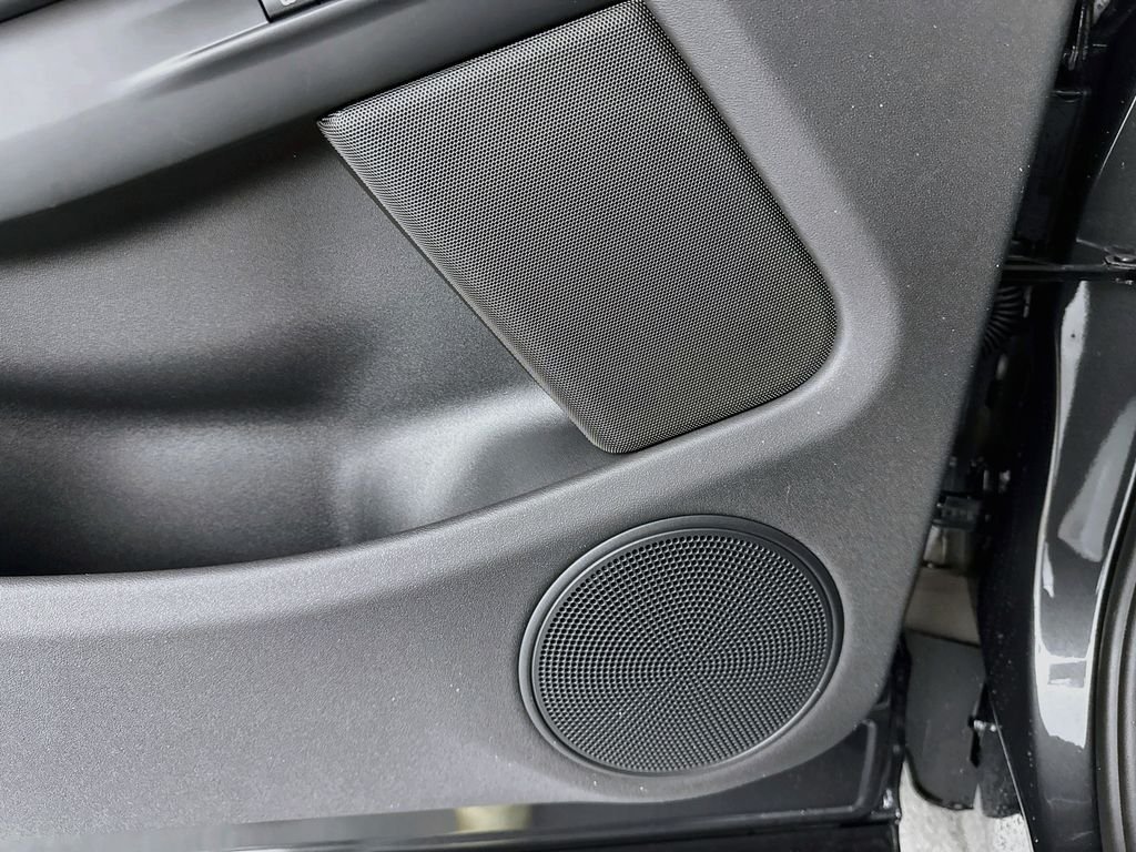 New 2026 Carpathian Grey Land Rover Hoxton Edition image 19