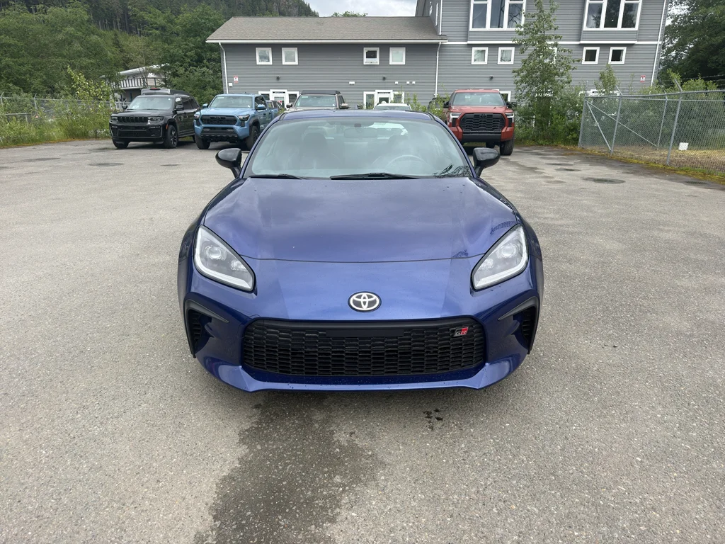Used 2023 Trueno Blue Toyota Premium image 8