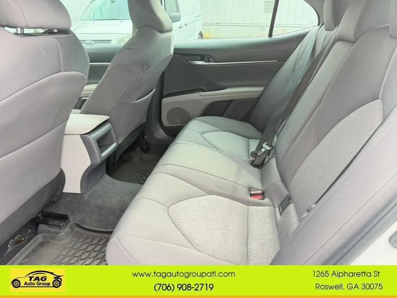 Used 2022 White Toyota LE image 4