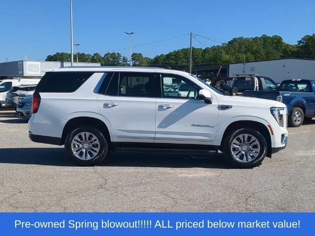 Used 2025 White GMC Denali image 14