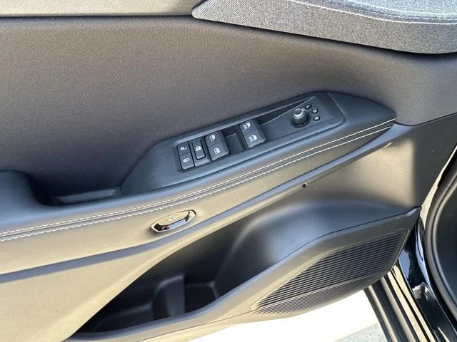 New 2026 Black Jeep Laredo image 21
