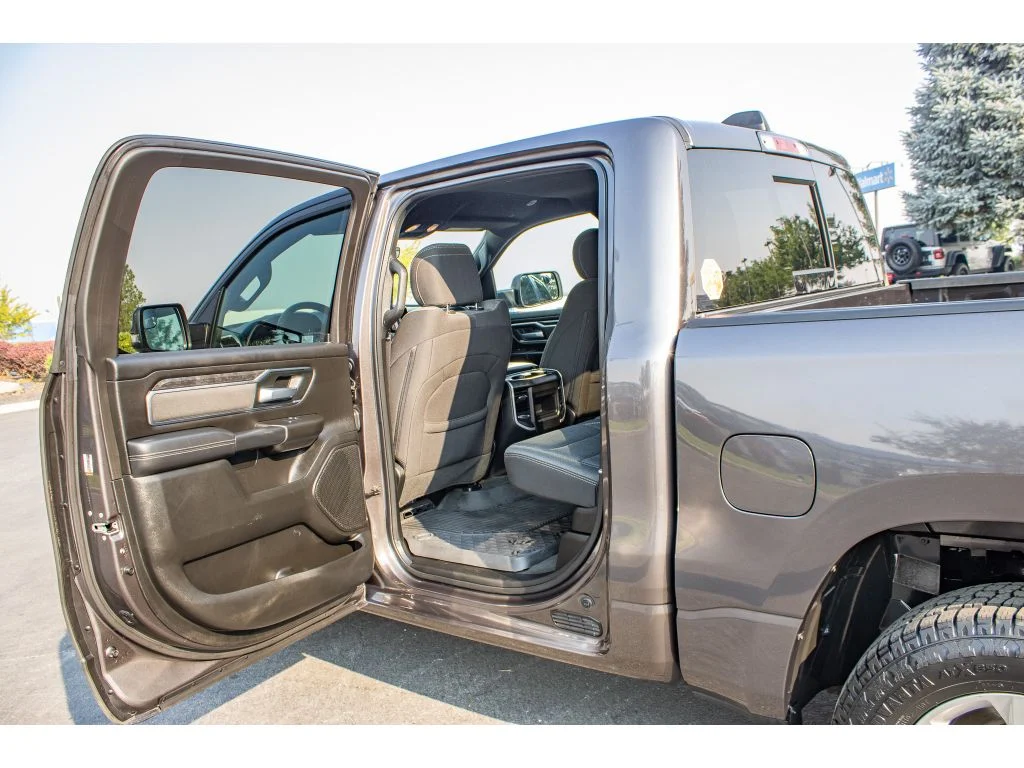Used 2023 Granite Crystal Metallic Clearcoat Ram Big Horn image 13