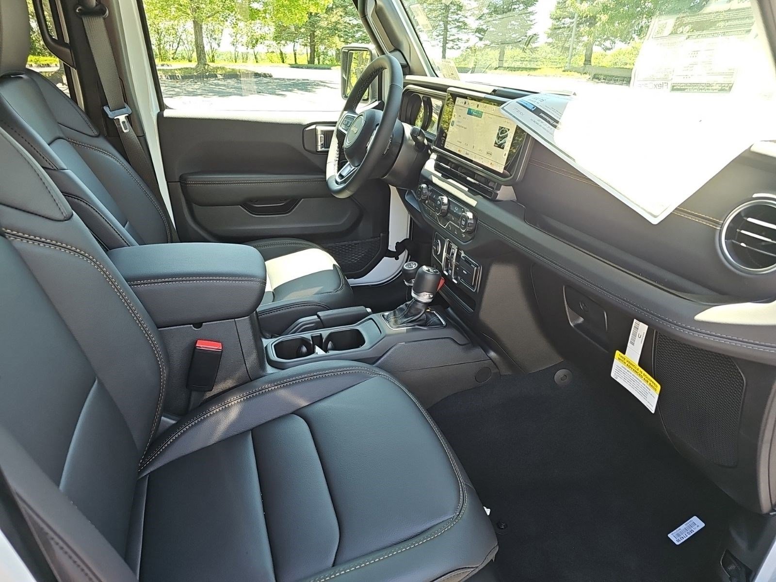 New 2026 Bright White Clearcoat Jeep Sahara image 9